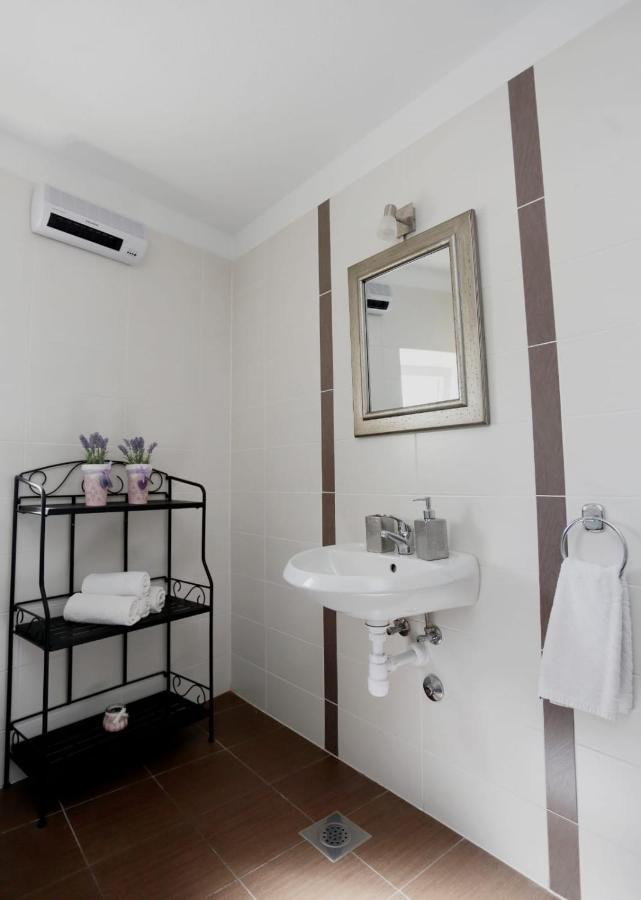 Holiday Home Miklica Klis Экстерьер фото