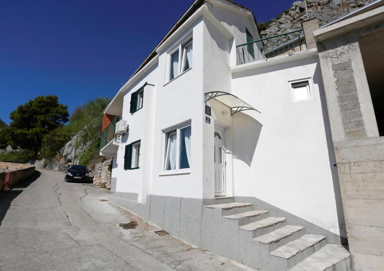 Holiday Home Miklica Klis Экстерьер фото