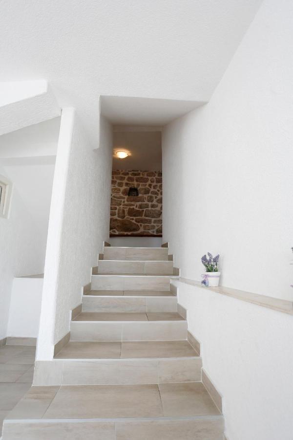 Holiday Home Miklica Klis Экстерьер фото