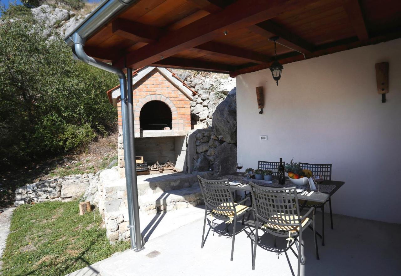 Holiday Home Miklica Klis Экстерьер фото