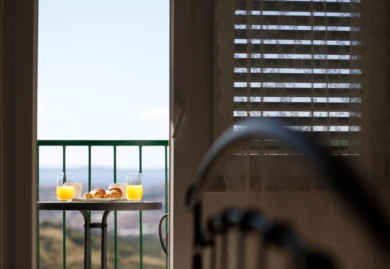 Holiday Home Miklica Klis Экстерьер фото