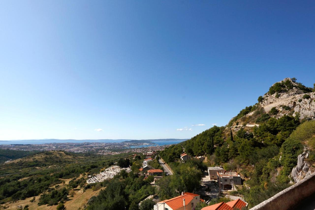 Holiday Home Miklica Klis Экстерьер фото