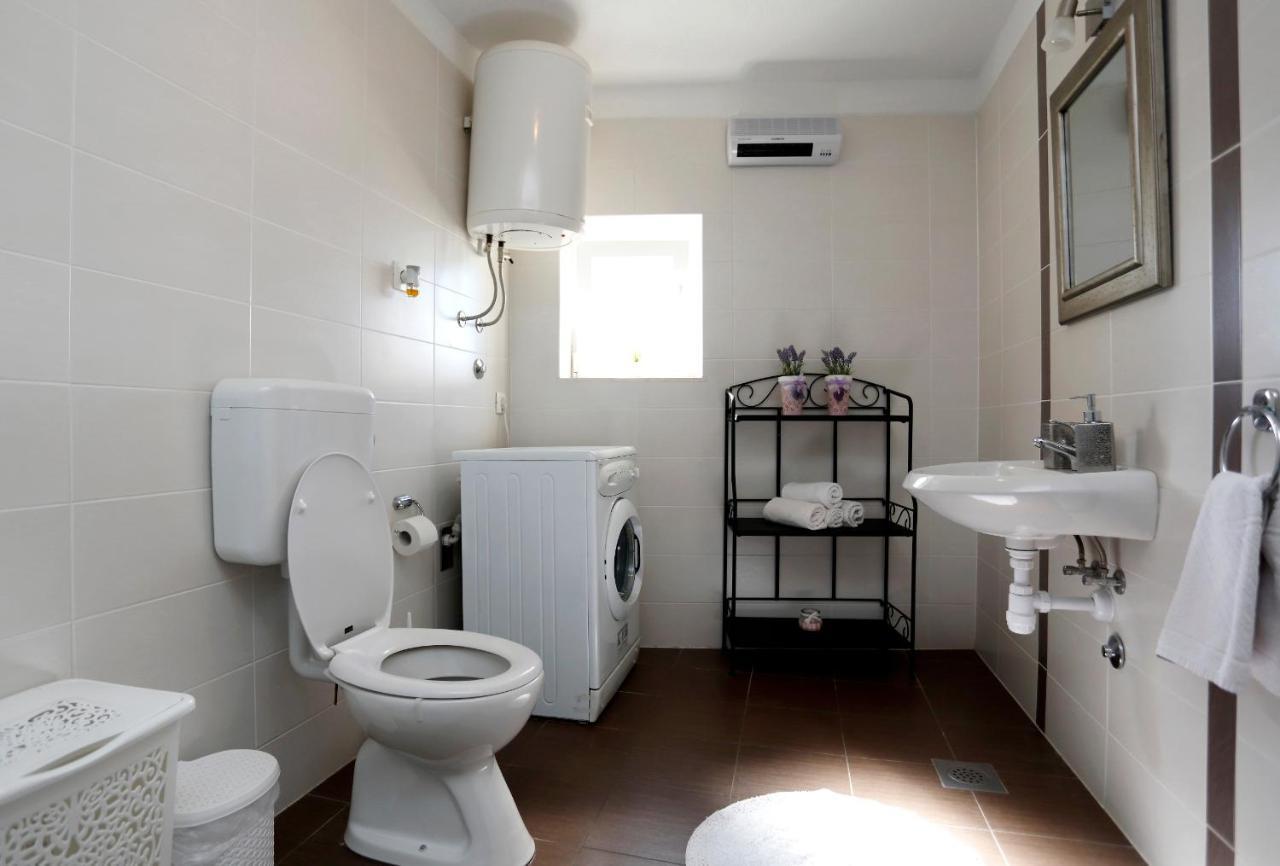 Holiday Home Miklica Klis Экстерьер фото