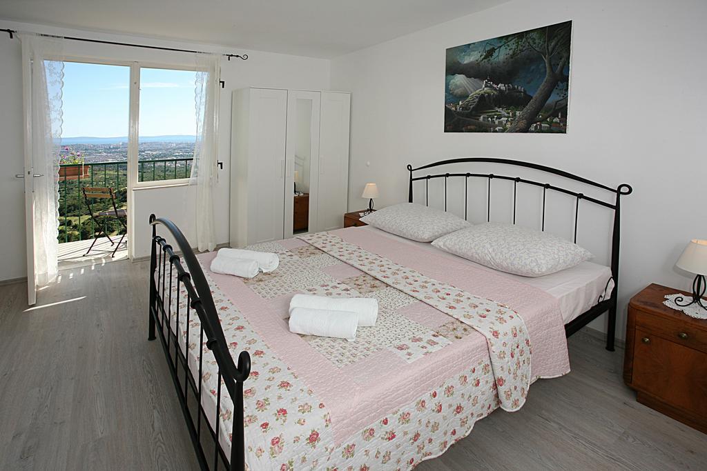 Holiday Home Miklica Klis Экстерьер фото