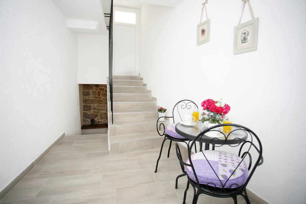 Holiday Home Miklica Klis Экстерьер фото