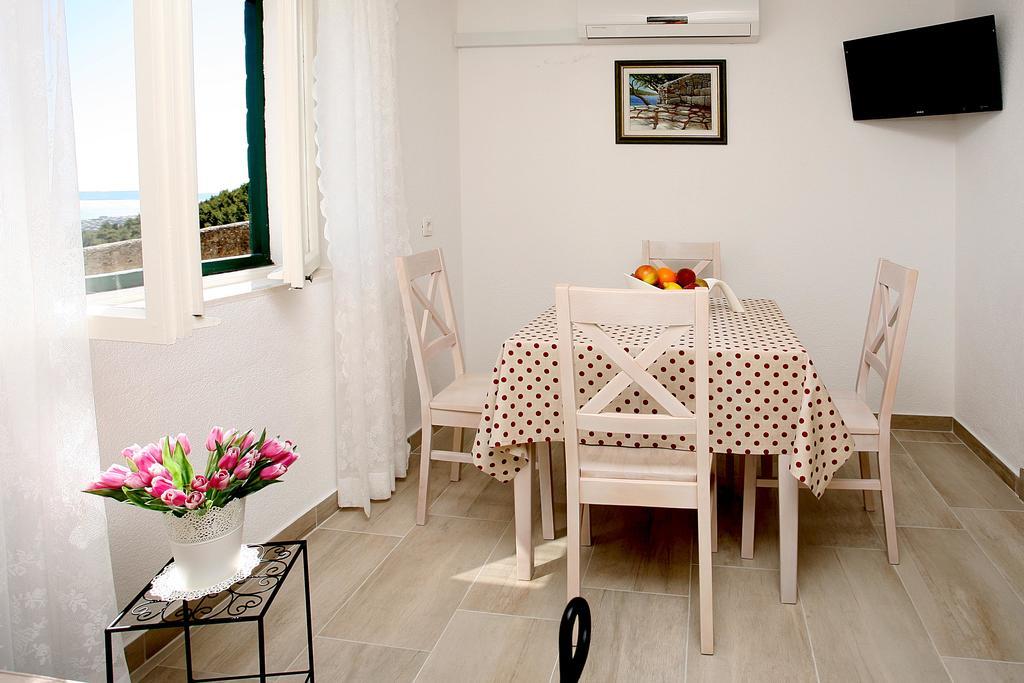 Holiday Home Miklica Klis Экстерьер фото