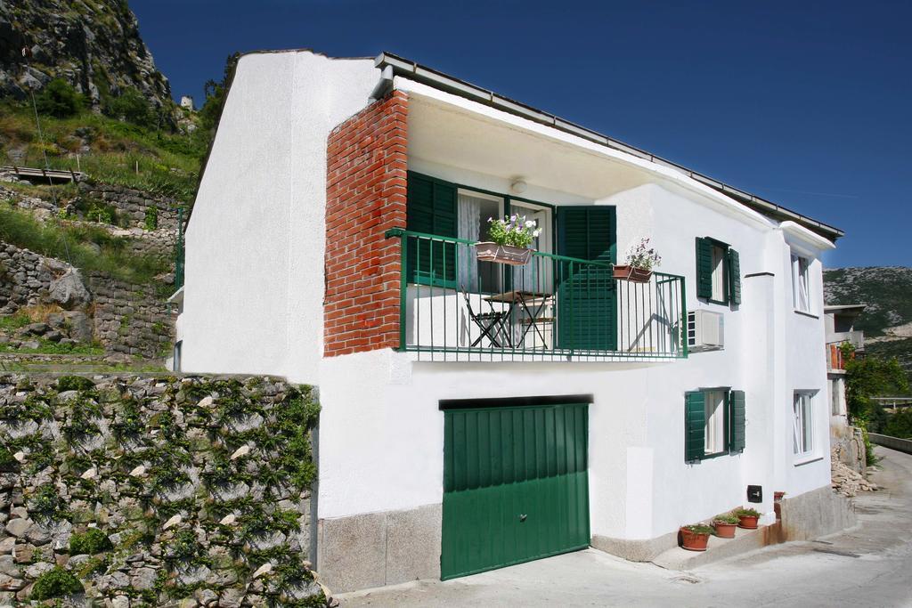 Holiday Home Miklica Klis Экстерьер фото